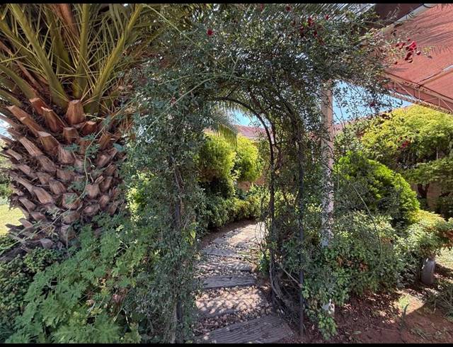 3 BEDROOM HOUSE FOR SALE IN VANDERBIJLPARK SW 5